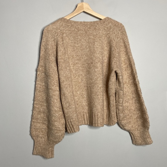 ❗️SOLD❗️Z Supply Cream/Oatmeal Knit Cardigan Size M - Picture 6 of 7